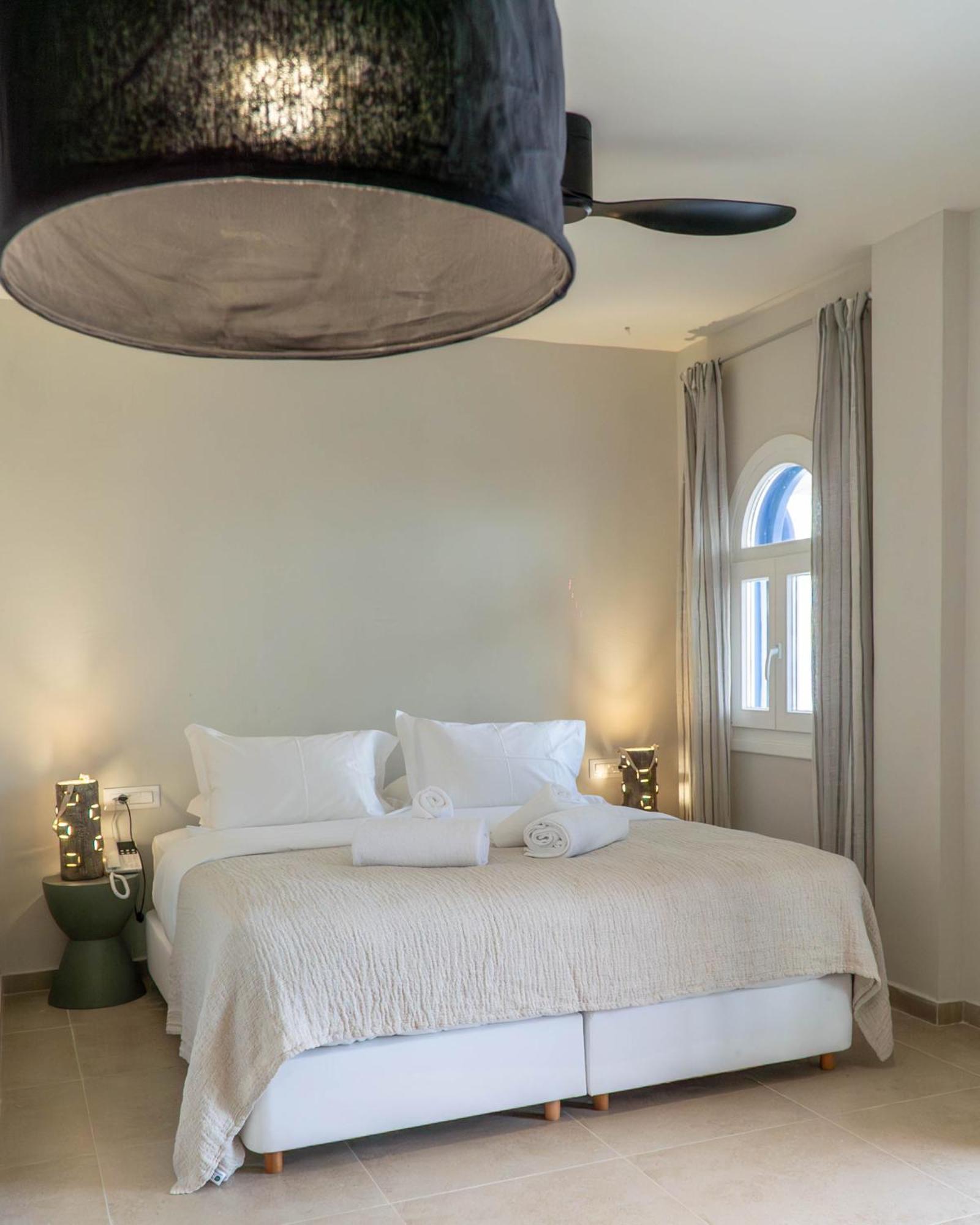 The Noverian Bios Santorini Boutique Hotel Фіра Номер фото