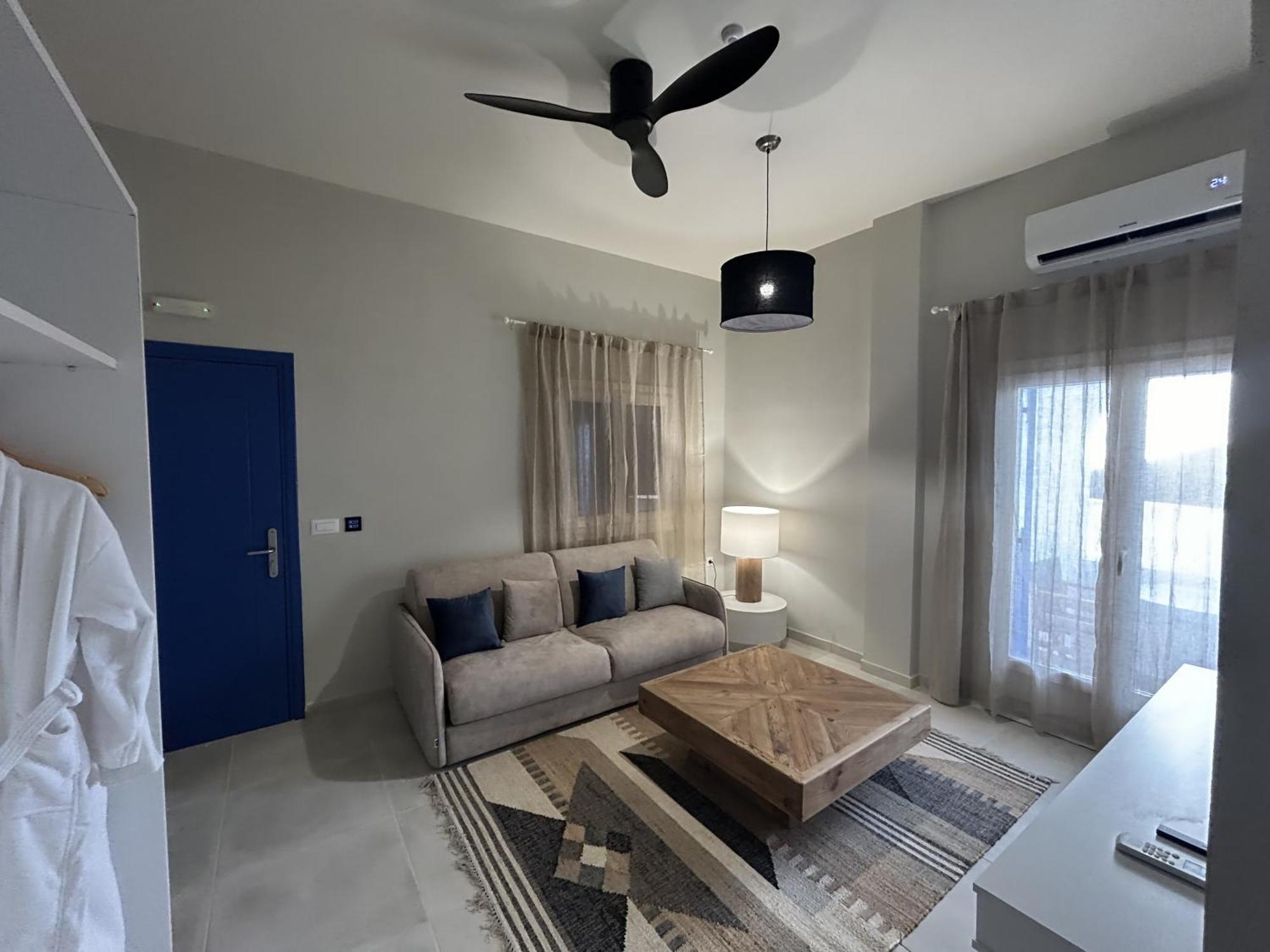The Noverian Bios Santorini Boutique Hotel Фіра Номер фото