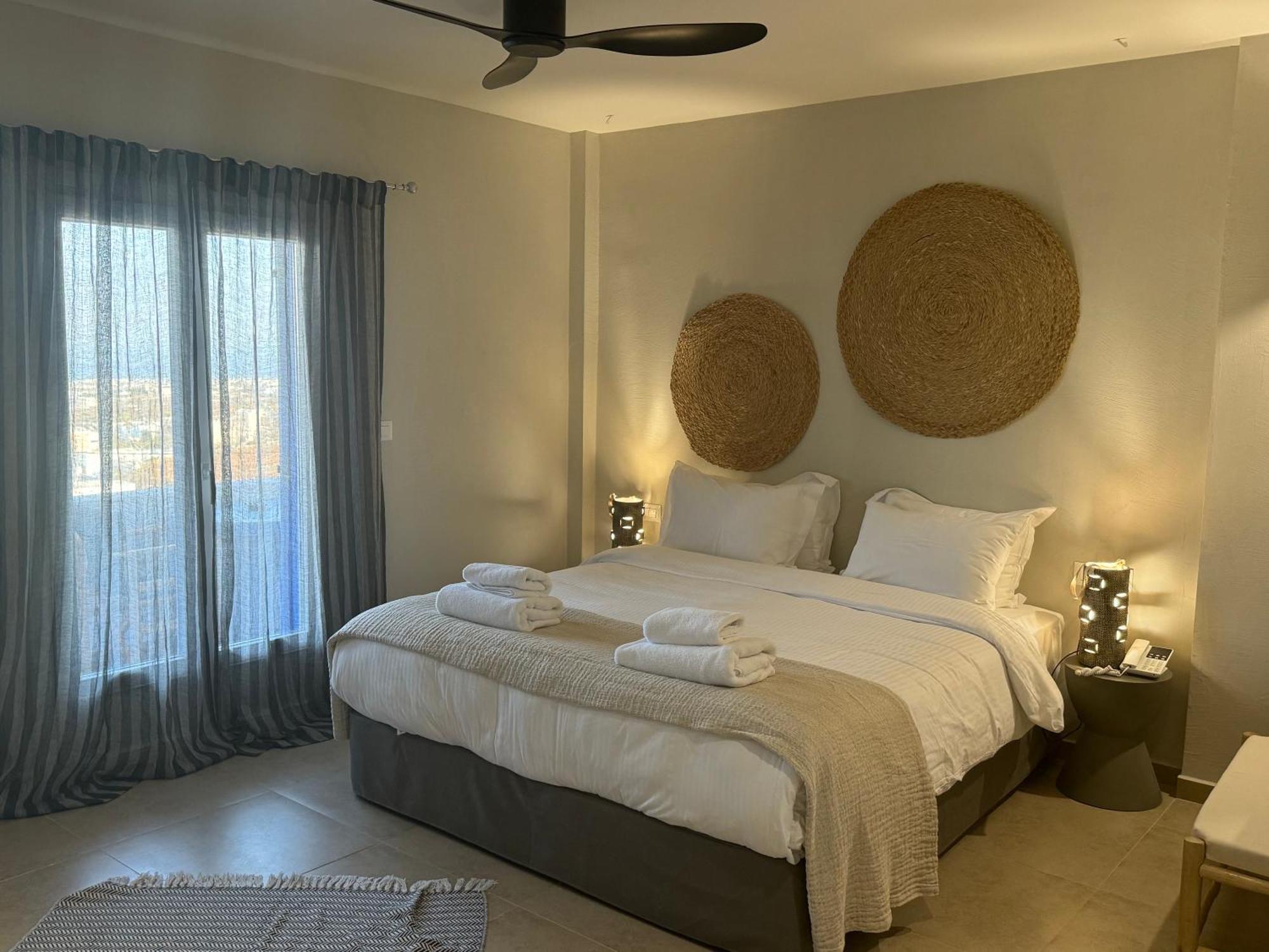 The Noverian Bios Santorini Boutique Hotel Фіра Номер фото